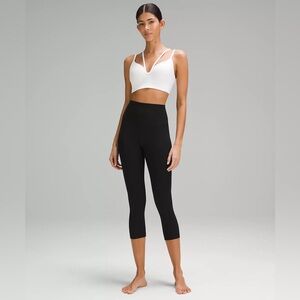 #197 LULULEMON SOFTSTREM LEGGING W 11” L 29”